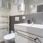 Hostdomus - Loft Lagrange * Turin