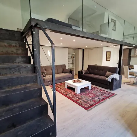 Hostdomus - Loft Lagrange * Turin