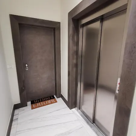 Hostdomus - Loft Lagrange