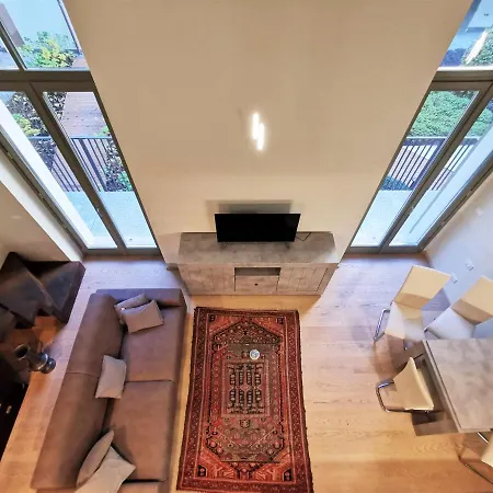 Hostdomus - Loft Lagrange * Turin