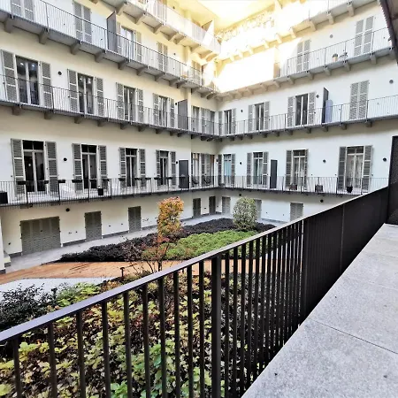 Hostdomus - Loft Lagrange Apartment