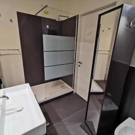 Hostdomus - Loft Lagrange Turin