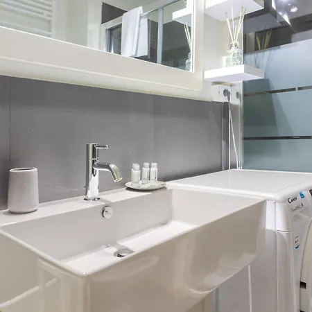 Hostdomus - Loft Lagrange *