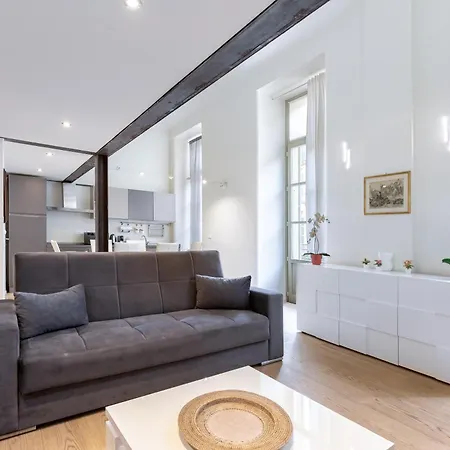 Hostdomus - Loft Lagrange