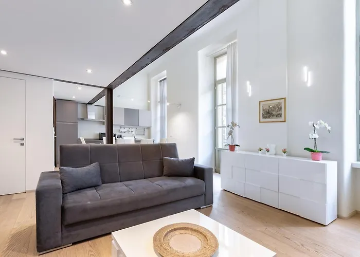 Hostdomus - Loft Lagrange