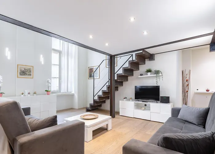 Hostdomus - Loft Lagrange Διαμέρισμα