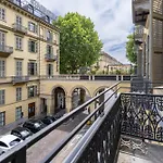 Hostdomus - Loft Lagrange Apartment