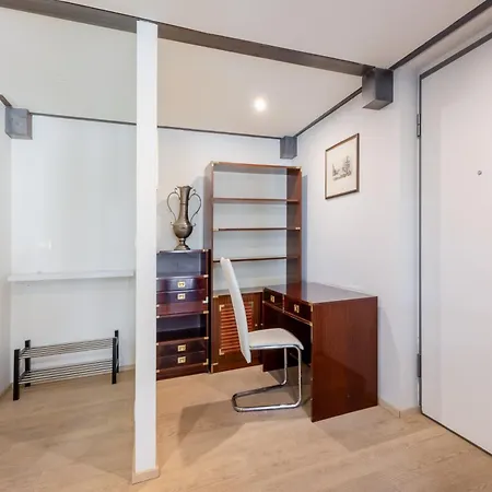 Hostdomus - Loft Lagrange * Turín